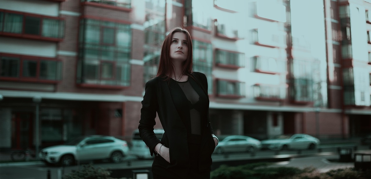 Business woman, business, young woman — 5 Wide Format Printed Media That Boost Marketing Efforts