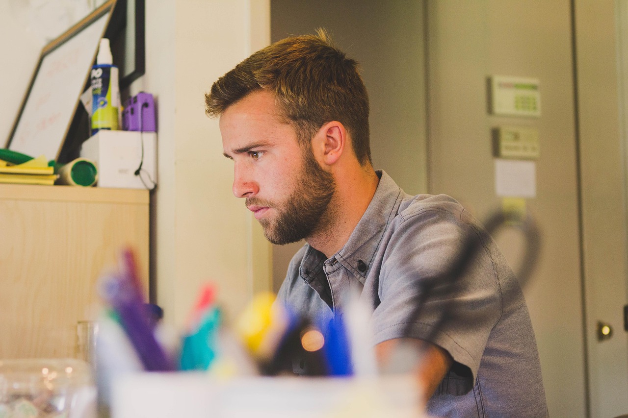 Man, work, desk — Computer graphics and Animation courses