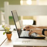 Online, connection, nature — "How Forex Brokers with Learning Tools Help Traders Make Smarter Decisions"