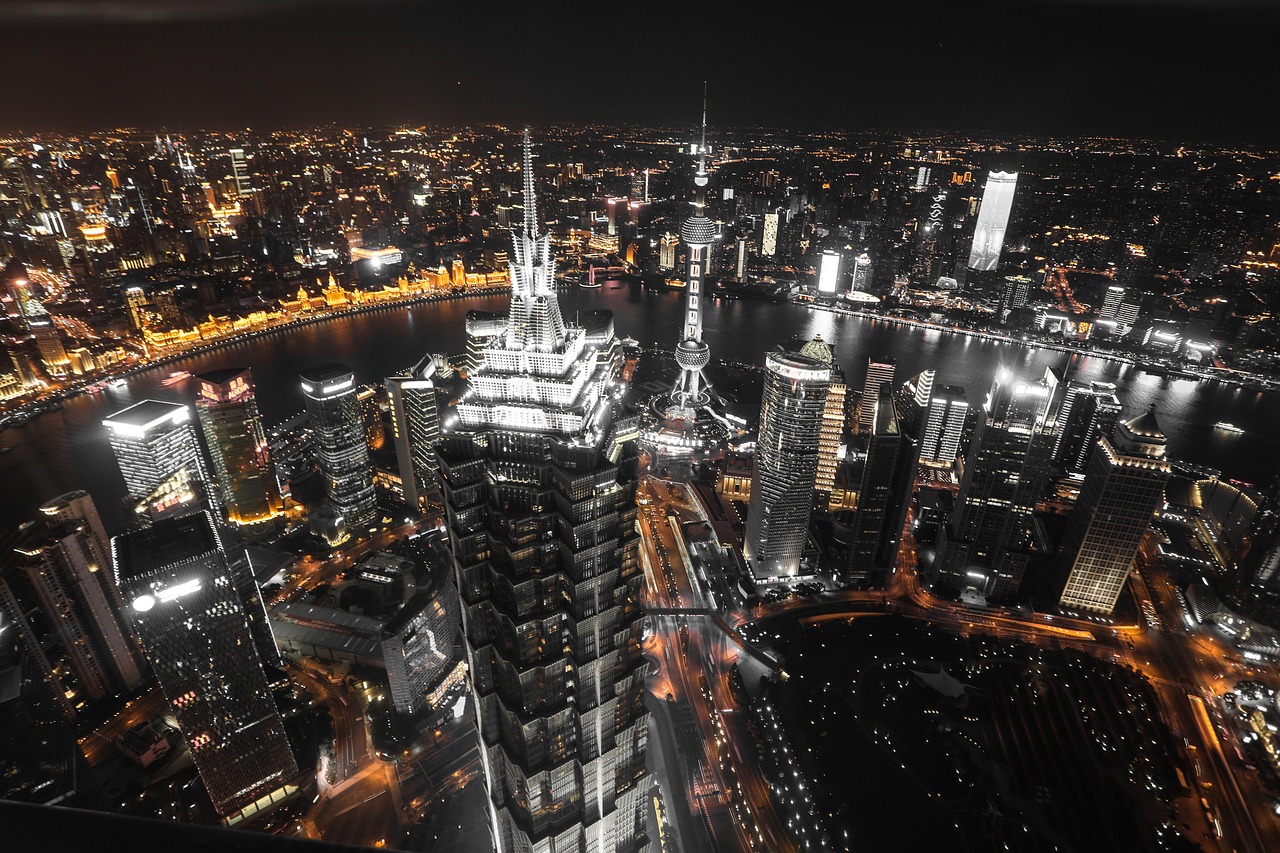 Night, city, shanghai — Instant Loan Apps Are Better Than Offline Loans