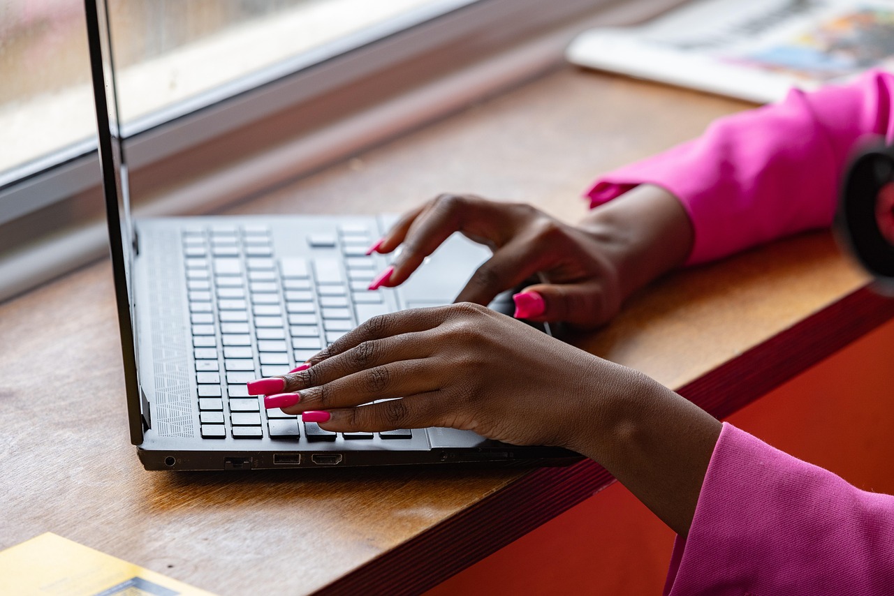 Laptop, typing, working — Personalize Your Sales With Clickfunnels