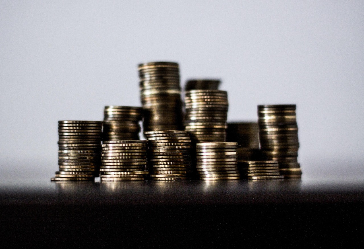 Money, business, money — What does errors and omissions insurance policy covers?
