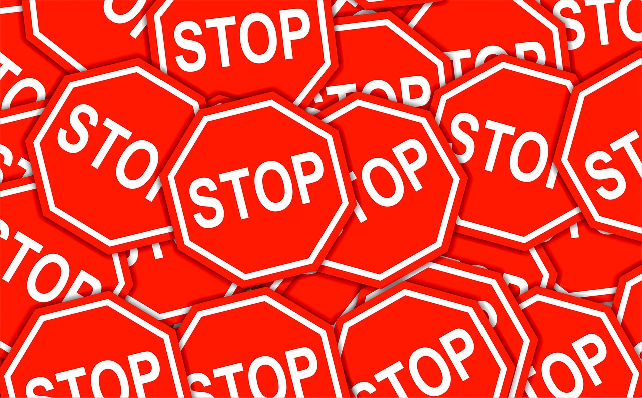 Stop, alloy, sign — Why You Should Hire an Attorney for Workers' Compensation?
