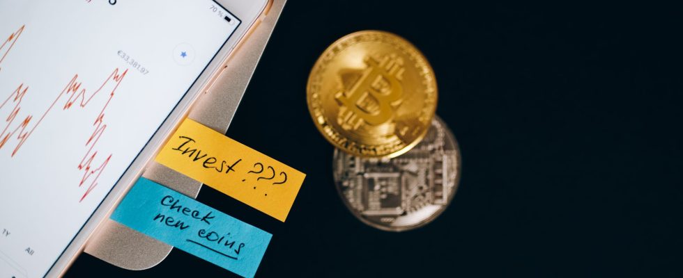 Bitcoin price tests