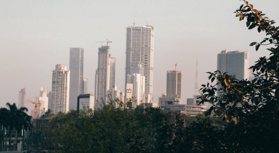Dinesh Thakkar Mumbai tower